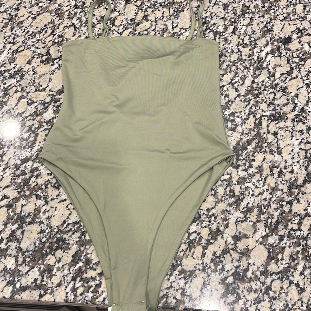 BRAND NEW BODYSUIT